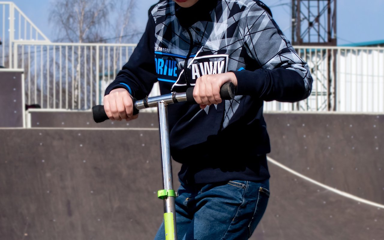 Hold-the-handlebar